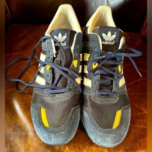 Adidas Originals sneakers, Blue/Yellow, Sz 10.5